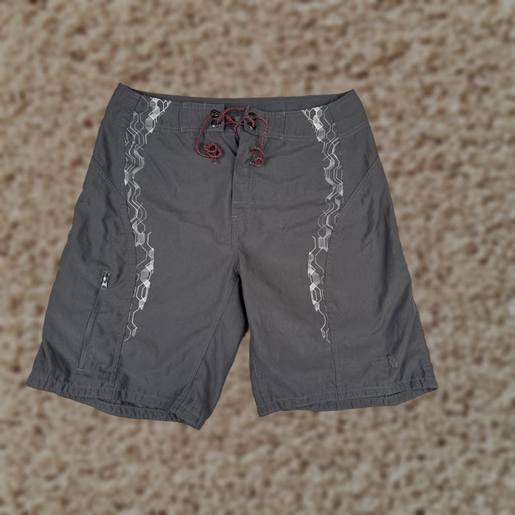The North Face The North Face Shorts Mens 32 Gray Boardshorts 100% Polyester Swim Truncks 10" Size US 32 / EU 48 - 1 Thumbnail