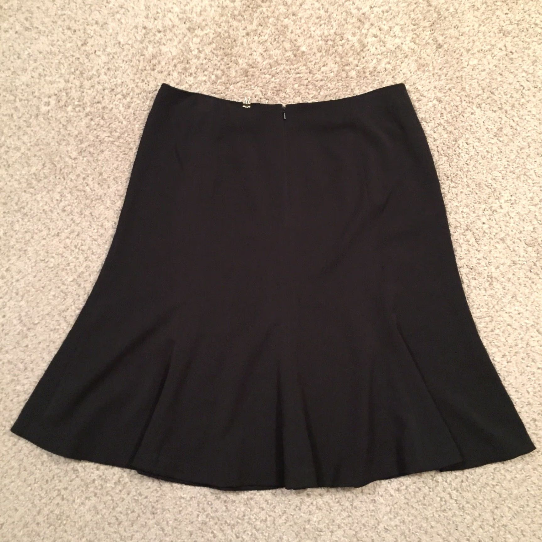 Eddie Bauer Eddie Bauer Skirt Midi Trumpet Black 12 Petite Unlined Women Womens Petite Black Midi Trumpet Skirt Size 34" / US 12 / IT 48 - 6 Thumbnail