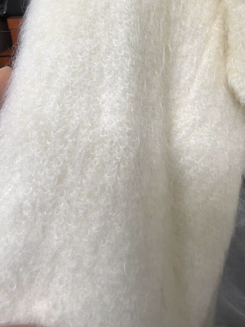 Fendi FENDI Cashmere long-sleeve V-neck cardigan with snap butto Size 4XL / US 24-26 - 6 Thumbnail