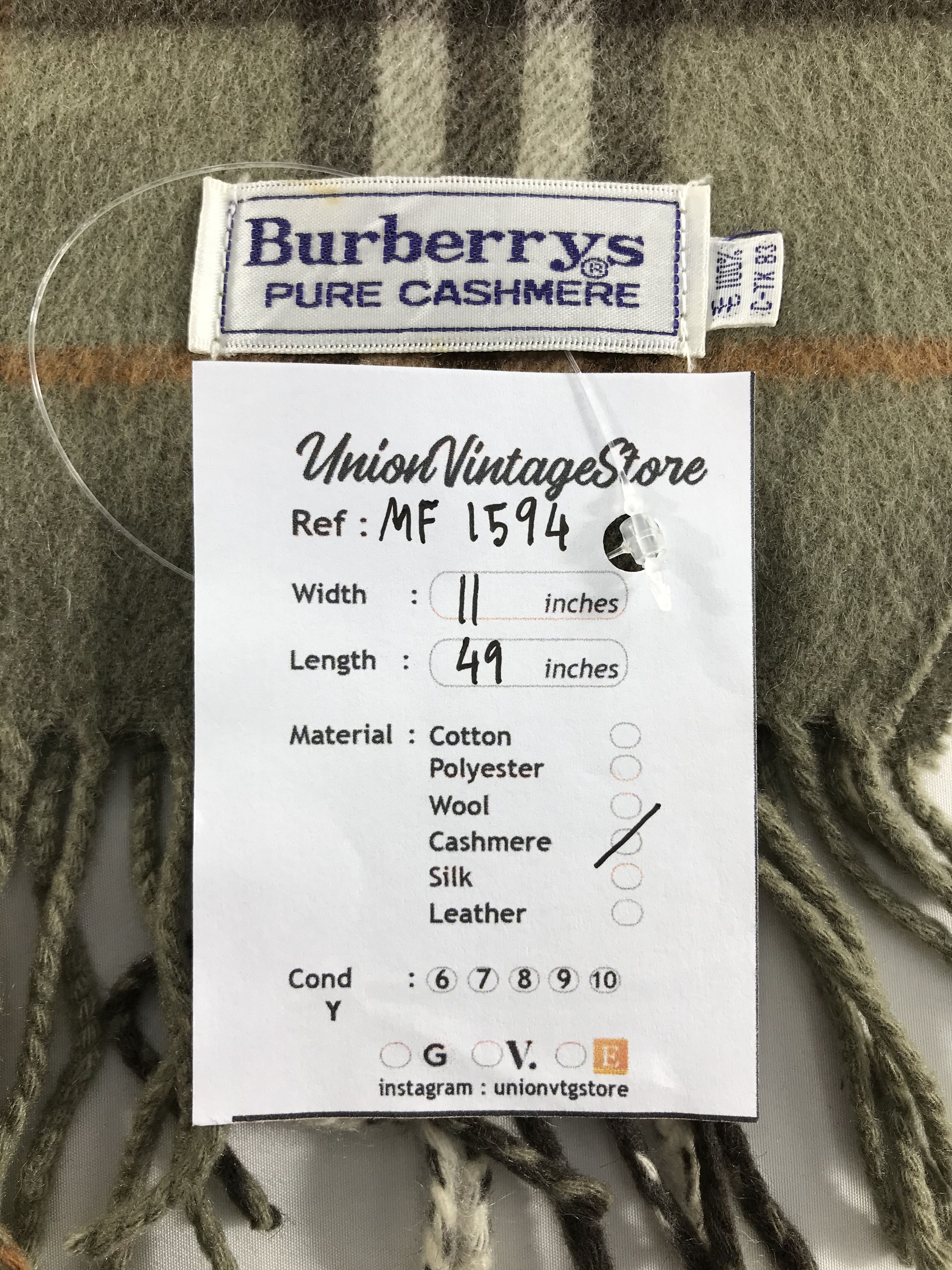 Vintage Burberry Scarf/Muffler/Neckwear MF1594
