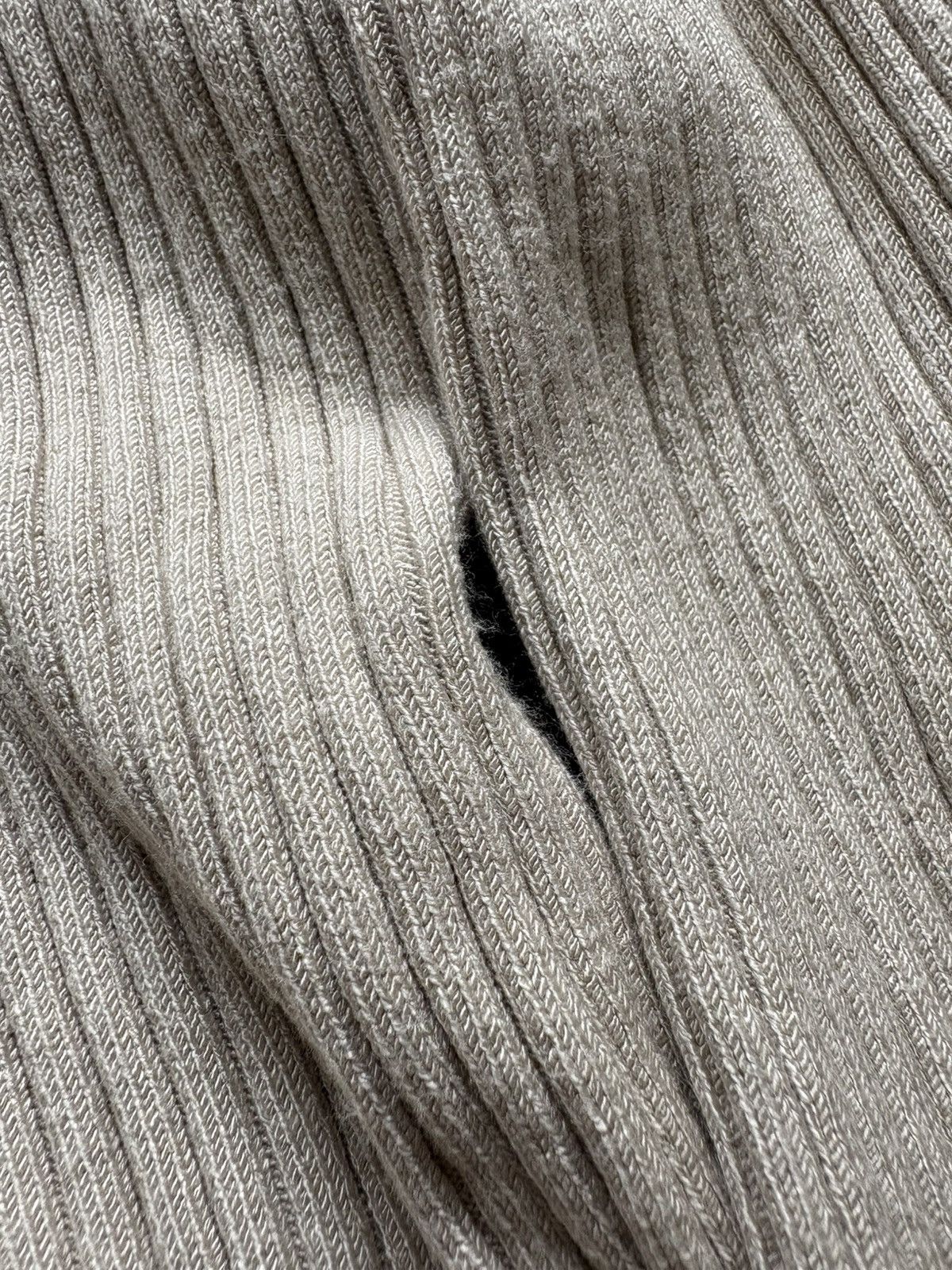 1017 ALYX 9SM Beige cream alyx 1017 zip up sweater Size US M / EU 48-50 / 2 - 4 Thumbnail