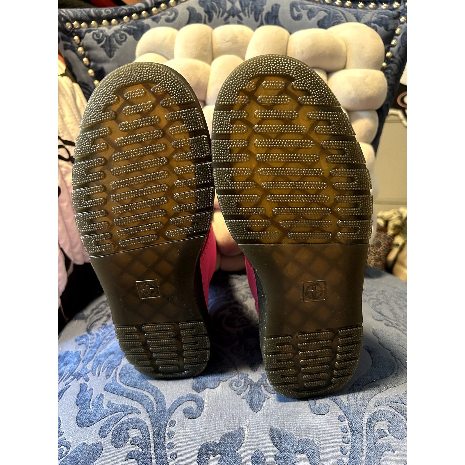 Dr. Martens Dr Martens Zavala Bubble Gum Pink size 8/EU 39 NWOT Size US 8 / IT 38 - 5 Thumbnail
