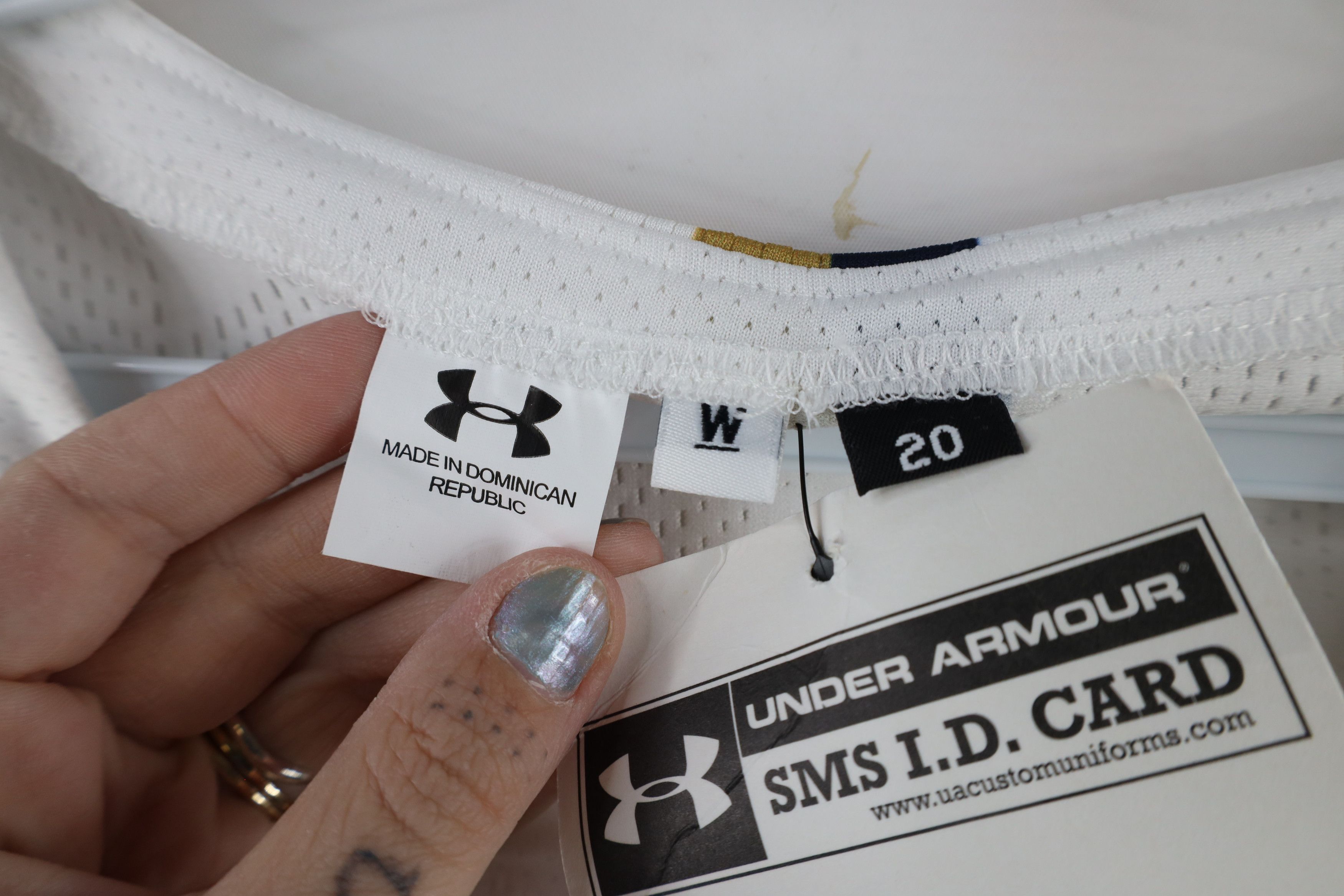 Under Armour × Vintage New Under Armour Dame University Basketball Jersey White Size S / US 4 / IT 40 - 10 Thumbnail