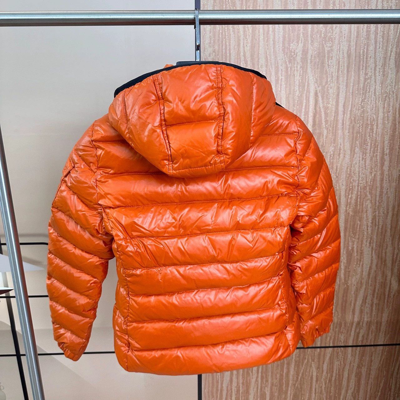 Moncler moncler orange shiny down jacket 0 size Size US XS / EU 42 / 0 - 2 Thumbnail