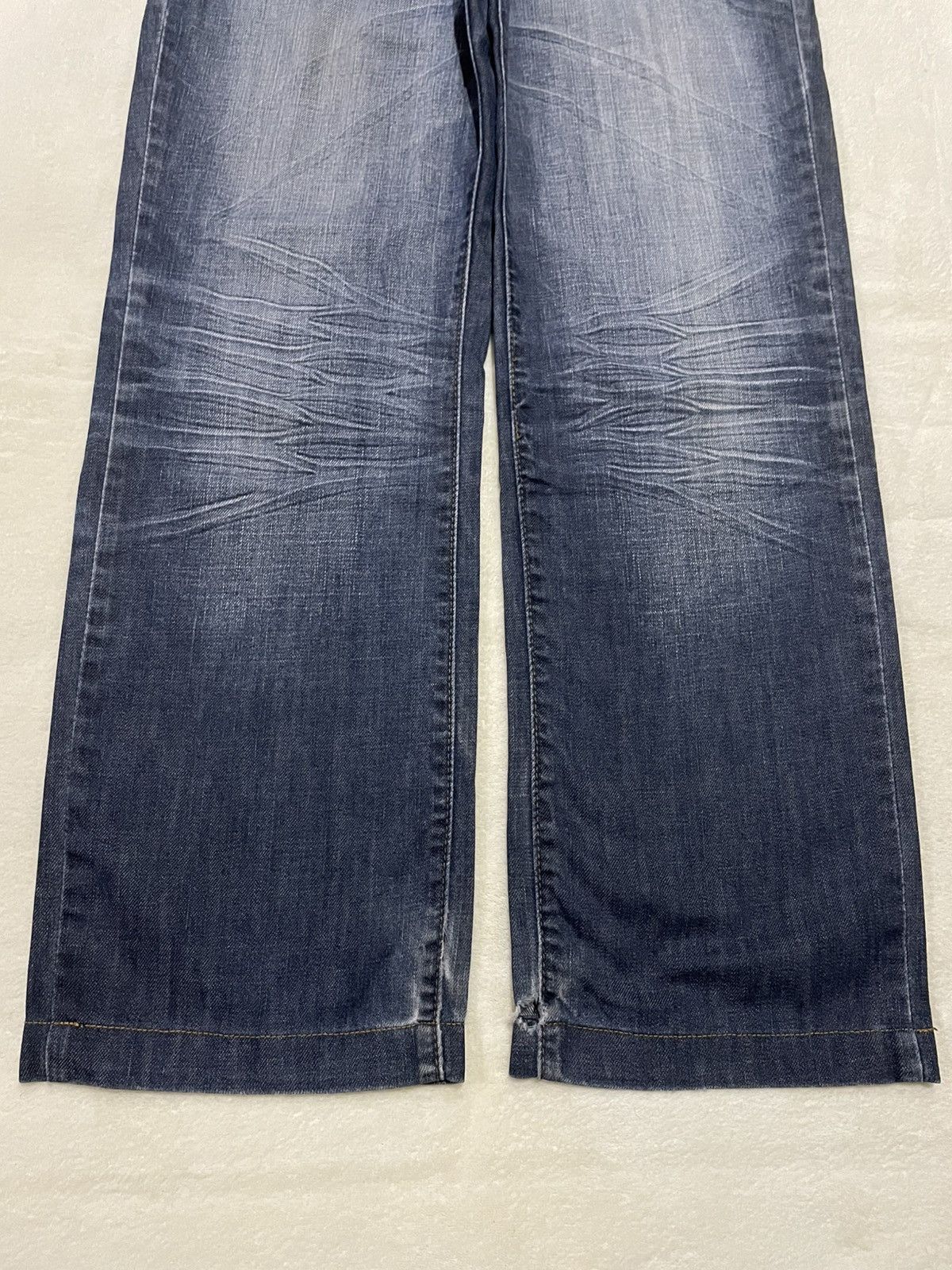 Giovanni Valentino Vintage Giovanni Valentino Mudwash Distressed Denim Jeans Size US 32 / EU 48 - 3 Thumbnail
