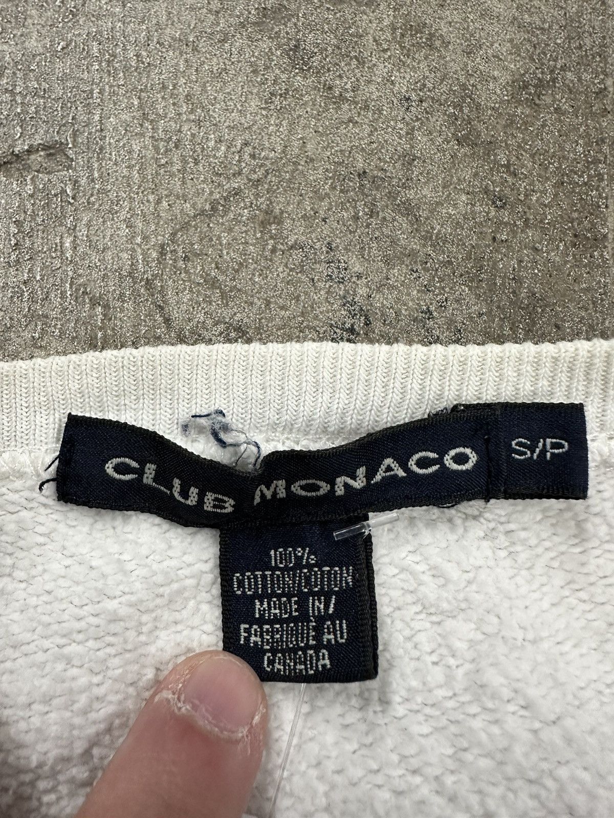 Club Monaco Vintage 90s Club Monaco Heritage Crest Logo Sweatshirt Size US S / EU 44-46 / 1 - 16 Thumbnail