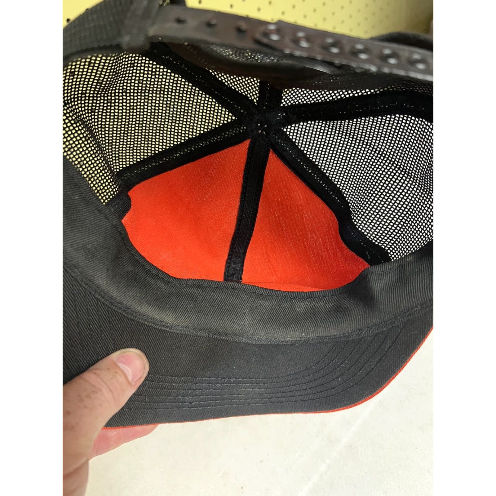 Vintage VINTAGE Gerald White Chainsaw Hardware Store Hat Danby VT SnapBack Distressed Size ONE SIZE - 4 Thumbnail