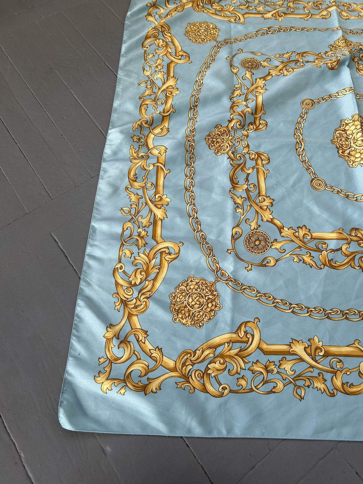 Vintage Vintage silk scarf Size ONE SIZE - 2 Thumbnail