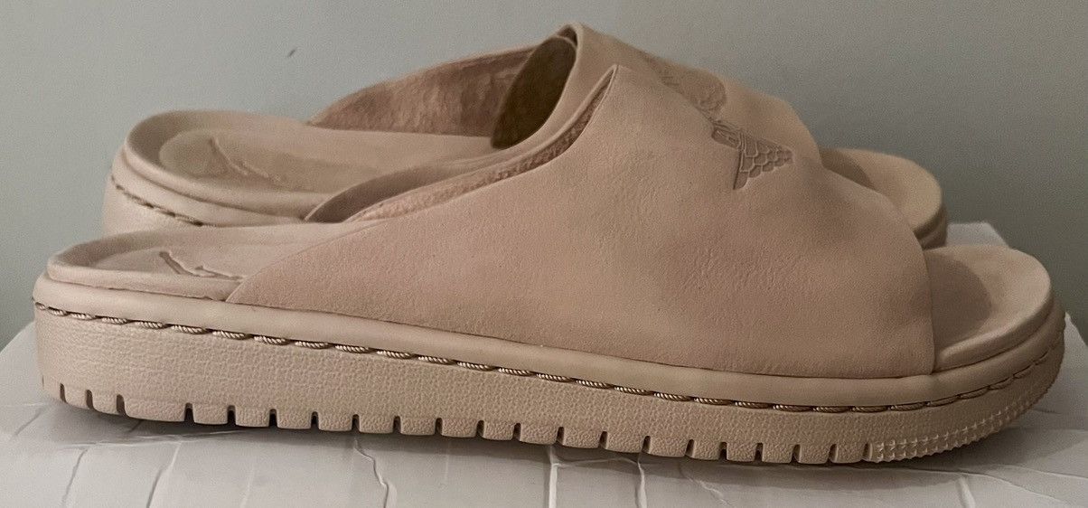 Jordan Brand × Nike Authentic WMNS Jordan Modero 1 slides sandals particle beige Size US 7 / IT 37 - 3 Thumbnail