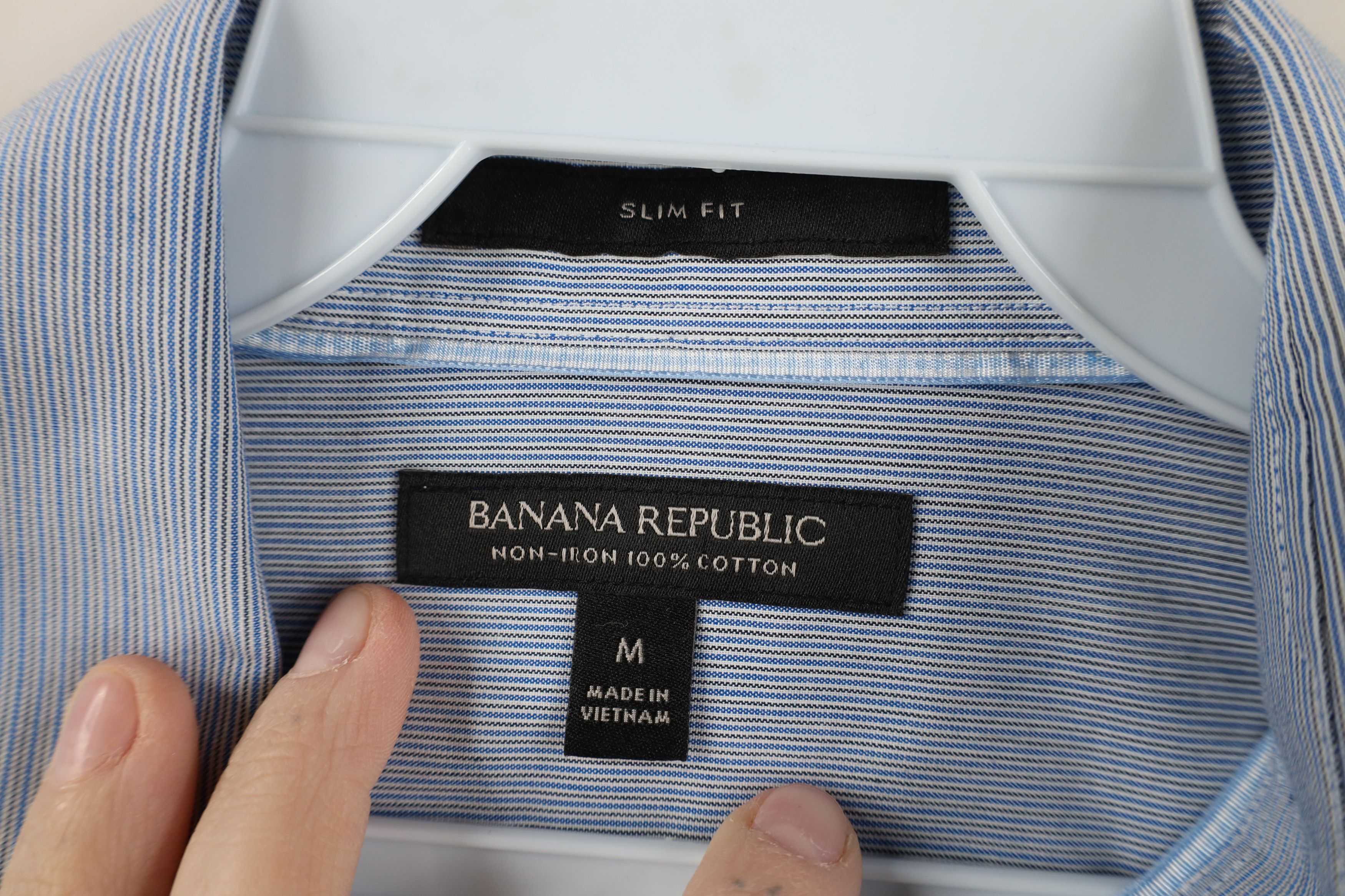 Banana Republic Banana Republic Non Iron Pinstriped Collared Button Shirt Size US M / EU 48-50 / 2 - 5 Thumbnail