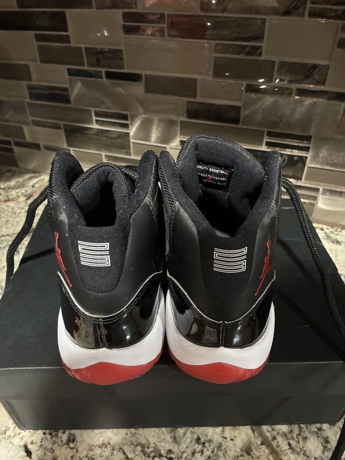 Jordan Brand Jordan 11 Bread Size US 7 / EU 40 - 4 Thumbnail