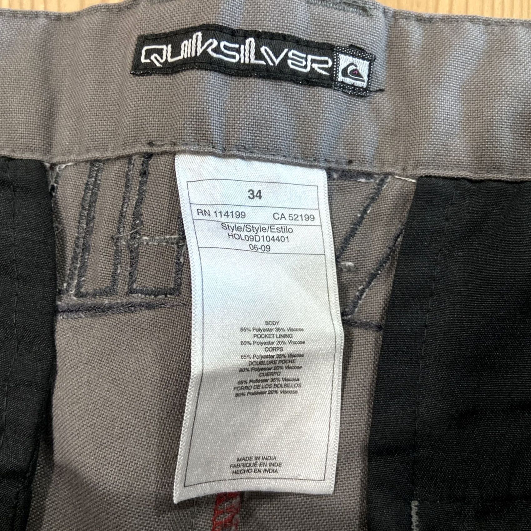 Quiksilver Quiksilver Shorts Mens 34 Chino Pockets Embroidered Beige Cotton Blend Lightweight Casual 10in Inseam Regular Size US 34 / EU 50 - 3 Thumbnail