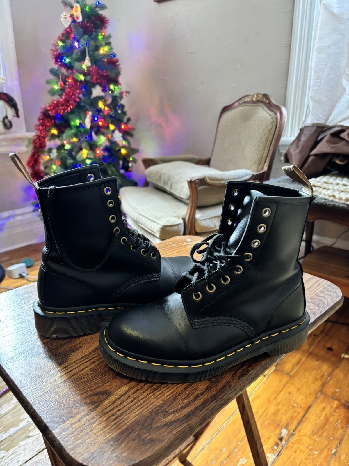 Dr. Martens Dr Marten Boots Size 6 womens Size US 6 / IT 36 - 9 Thumbnail