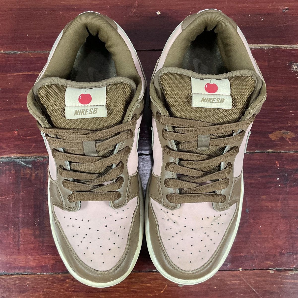 Nike SB Dunk Low Stussy Cherry 2005 Size US 8.5 / EU 41-42 - 11 Thumbnail
