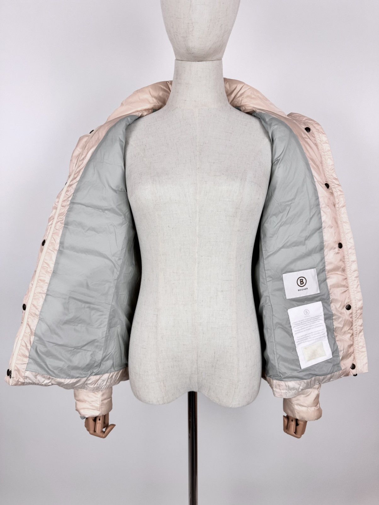 Bogner Bogner micro down jacket pink puffer JKT Gorpcore upper SKI Size M / US 6-8 / IT 42-44 - 7 Thumbnail
