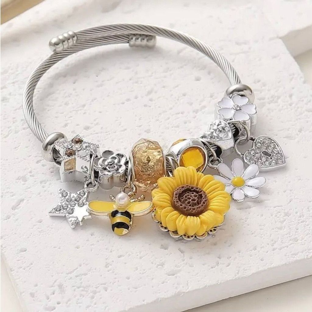 Other New Sunflower & Bee Charm Stainless Steel Bracelet Size ONE SIZE - 2 Thumbnail