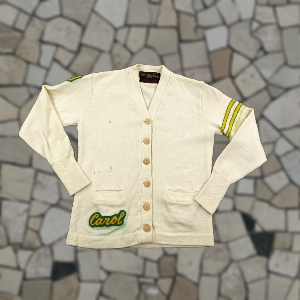 Vintage VINTAGE Jonesknit Cardigan Womens Small Beige Wool Varsity Letterman 50s Pockets Logo Preppy College Womens Size S / US 4 / IT 40 - 1 Thumbnail