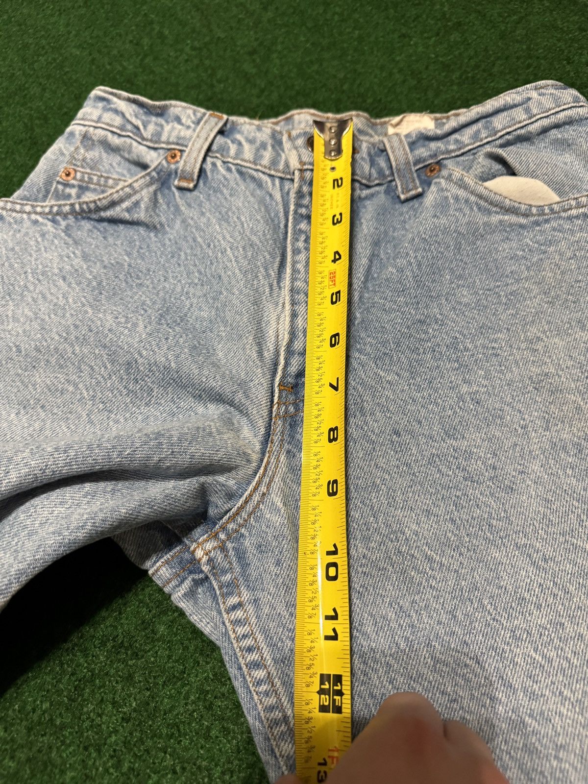 Levi's Vintage Clothing × Vintage Vintage 90s Levi’s 550 Orange Tab Grunge Light Wash Jeans Size US 29 - 10 Thumbnail