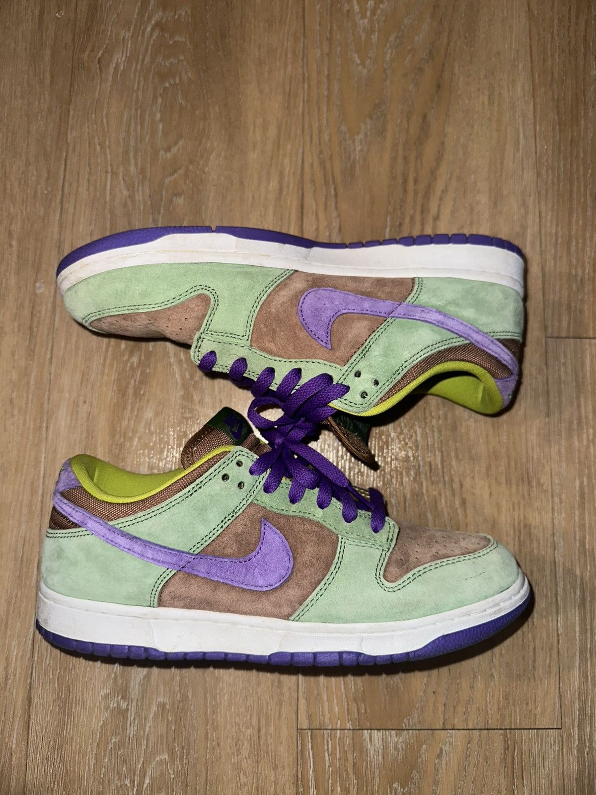 Nike Nike Dunk Veneer Size US 9 / EU 42 - 1 Thumbnail