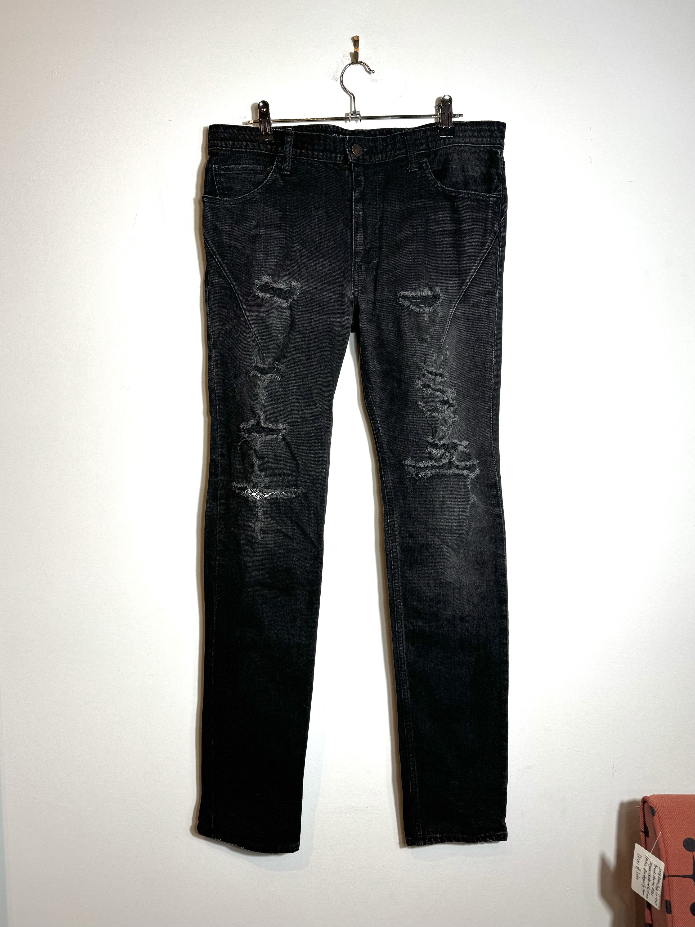 Number (N)ine Number (N)ine Distressed Skinny Jeans Size 2 | Grailed
