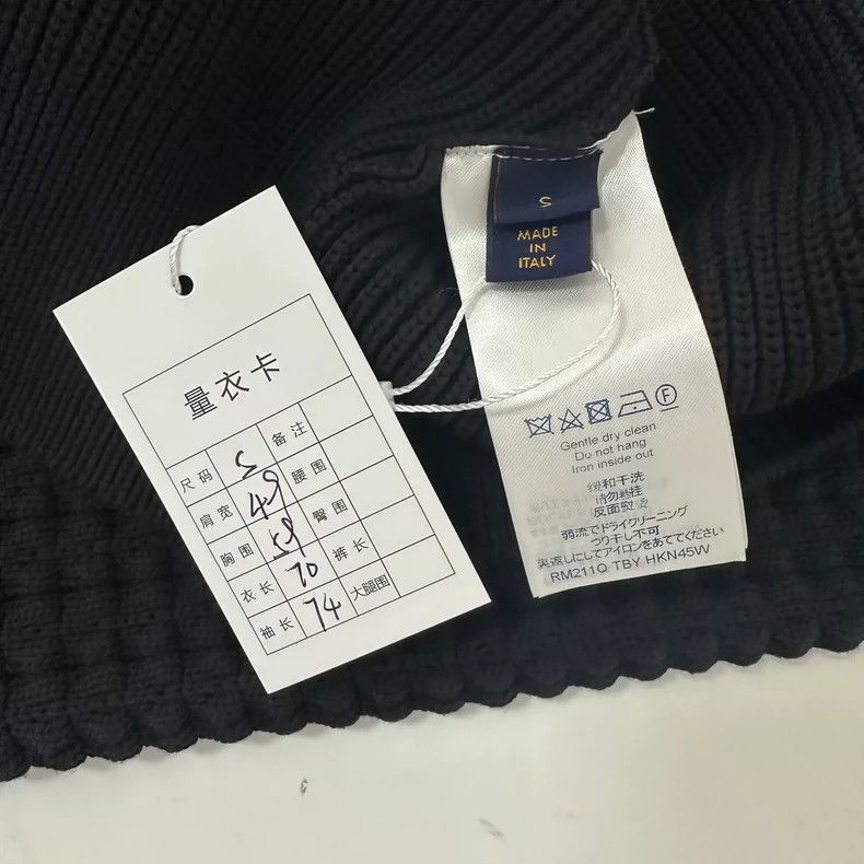 Louis Vuitton Louis Vuitton Black Nigo co-signed back logo sweater 2503-N Size US S / EU 44-46 / 1 - 4 Thumbnail