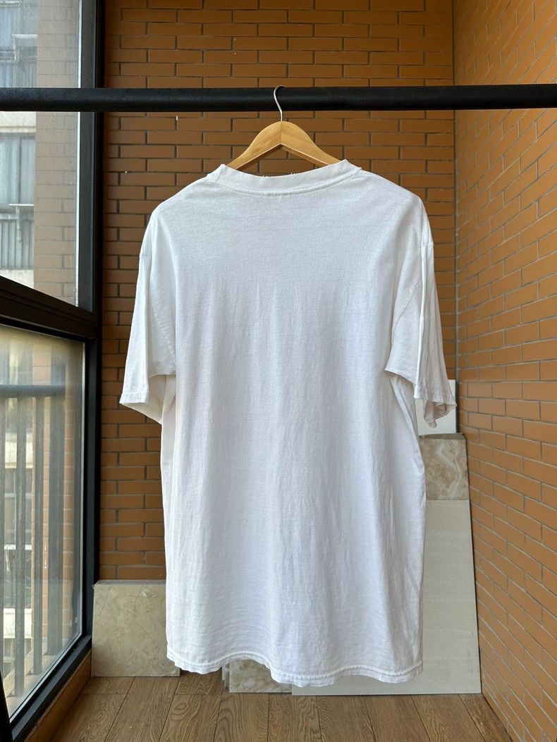 Vintage Vintage Tee 2000 Warner Bros Cancun 2505-Nextarrow Size US XL / EU 56 / 4 - 2 Thumbnail