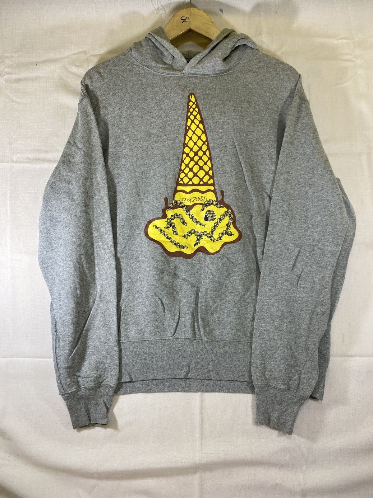 Icecream pharrel ice cream hoodie Size US L / EU 52-54 / 3 - 1 Thumbnail
