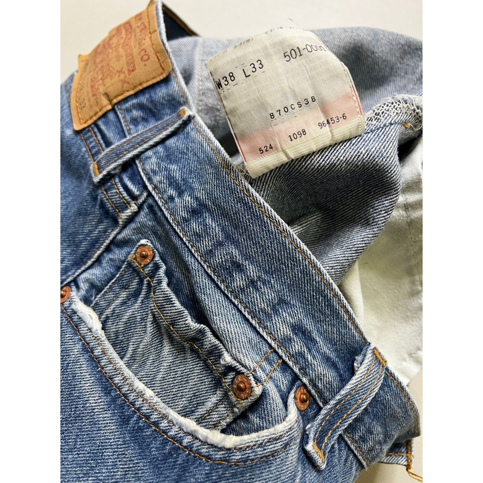 Levi's Vintage 90s Levi's 501xx Jeans USA actually size 34x29.5 Size US 38 / EU 54 - 4 Thumbnail