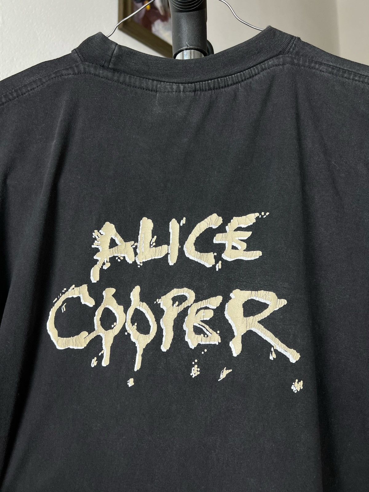 Band Tees × Vintage Vintage 90s Alice Cooper Dirty Diamonds Faded Band T Shirt Size US L / EU 52-54 / 3 - 10 Thumbnail