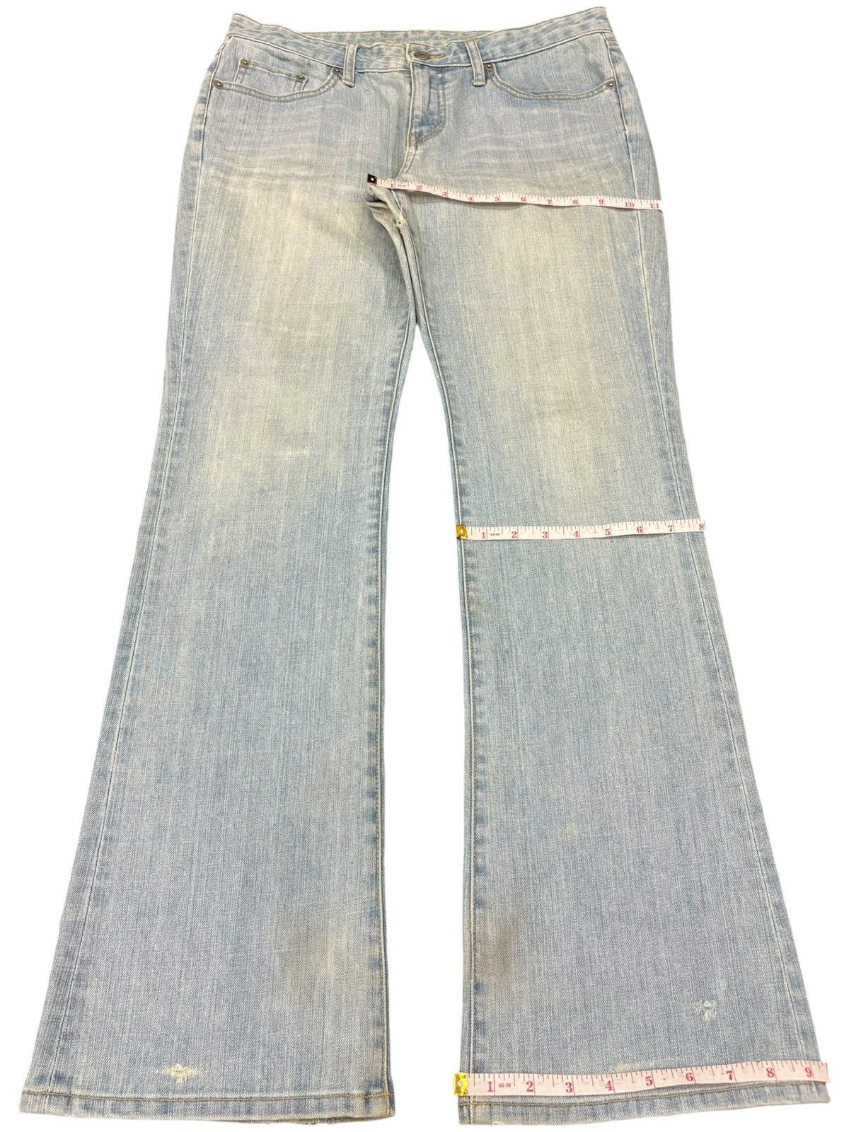 Uniqlo Vintage Japanese Uniqlo Light Wash Distress Flare Jeans Size US 32 / EU 48 - 12 Thumbnail