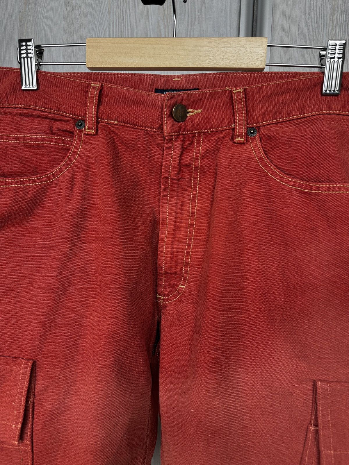 Burberry Burberry London brick red cotton cargo nova check shorts Size US 38 / EU 54 - 3 Thumbnail