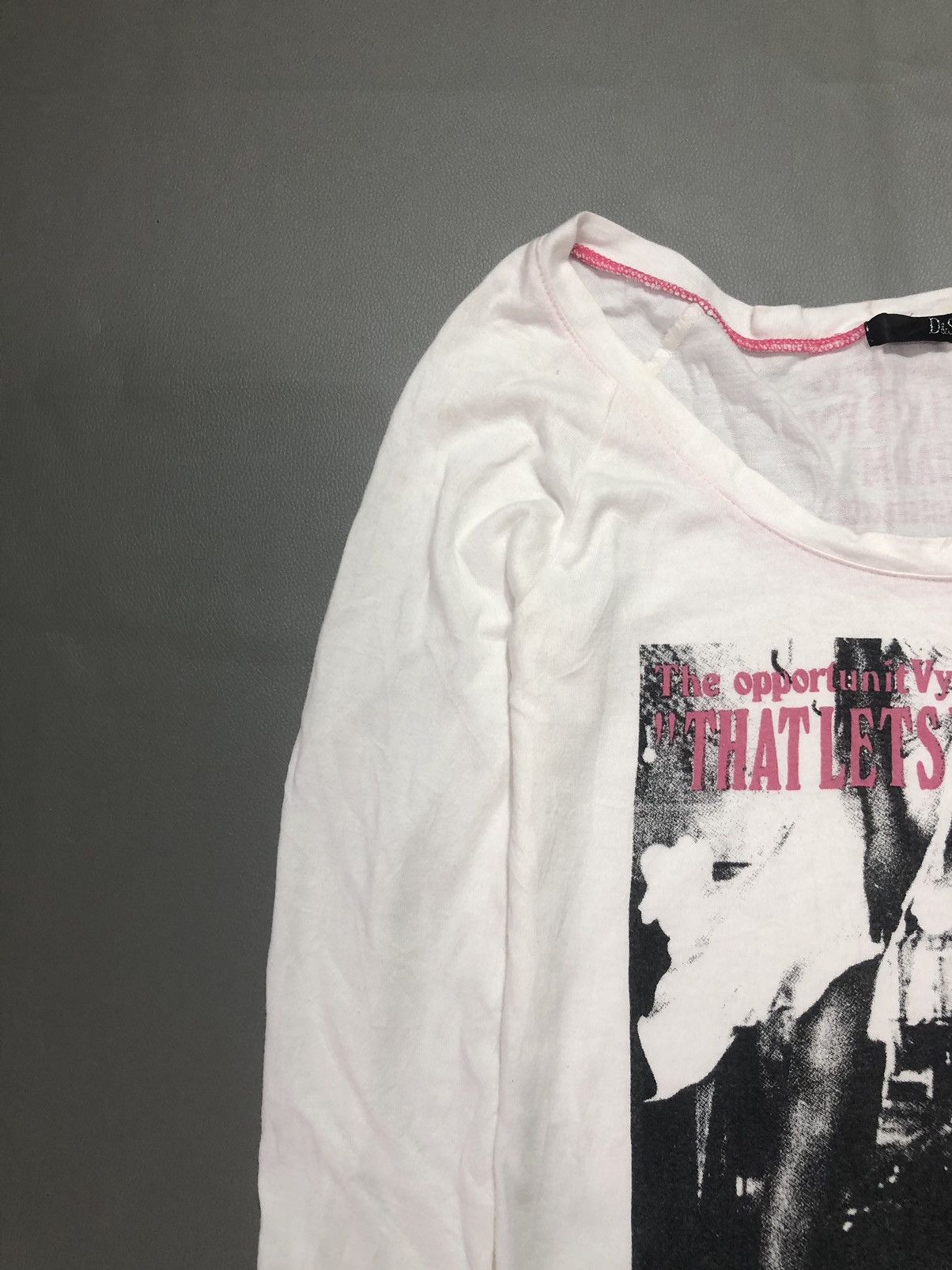 Hysteric Glamour THE OPPORTUNITY THAT LETS YOU CHARM Size US M / EU 48-50 / 2 - 4 Thumbnail