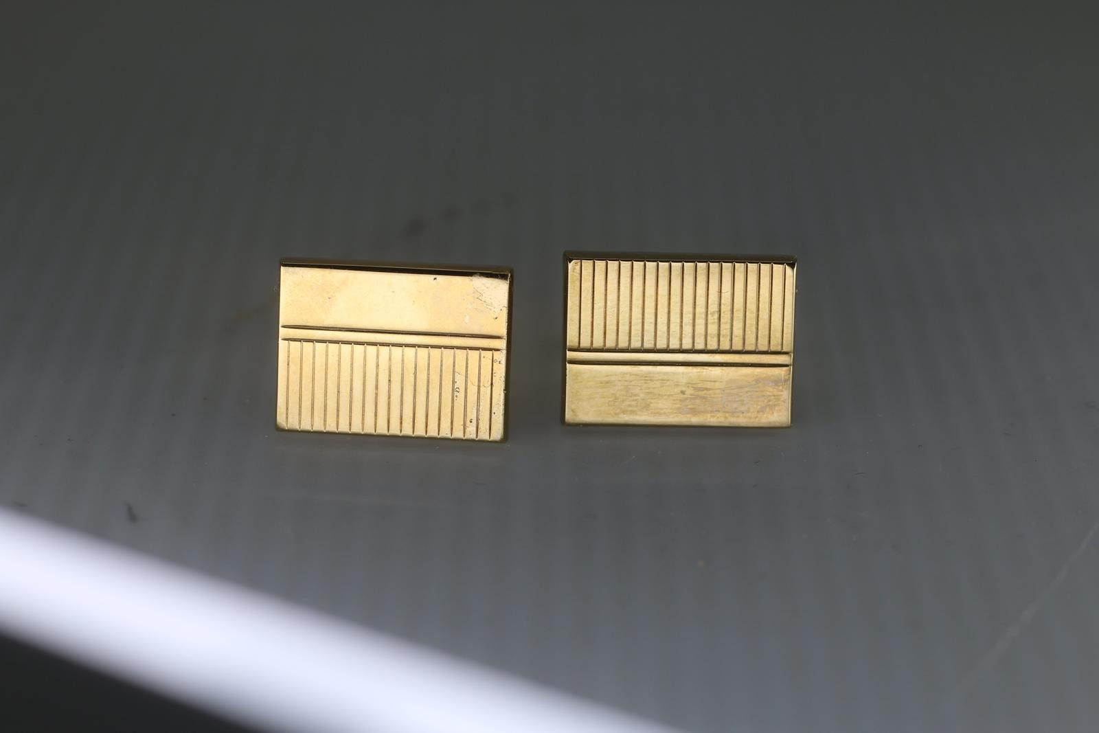 The Unbranded Brand Vintage Gold-Tone Rectangular Cufflinks Striped Design Size ONE SIZE - 1 Thumbnail