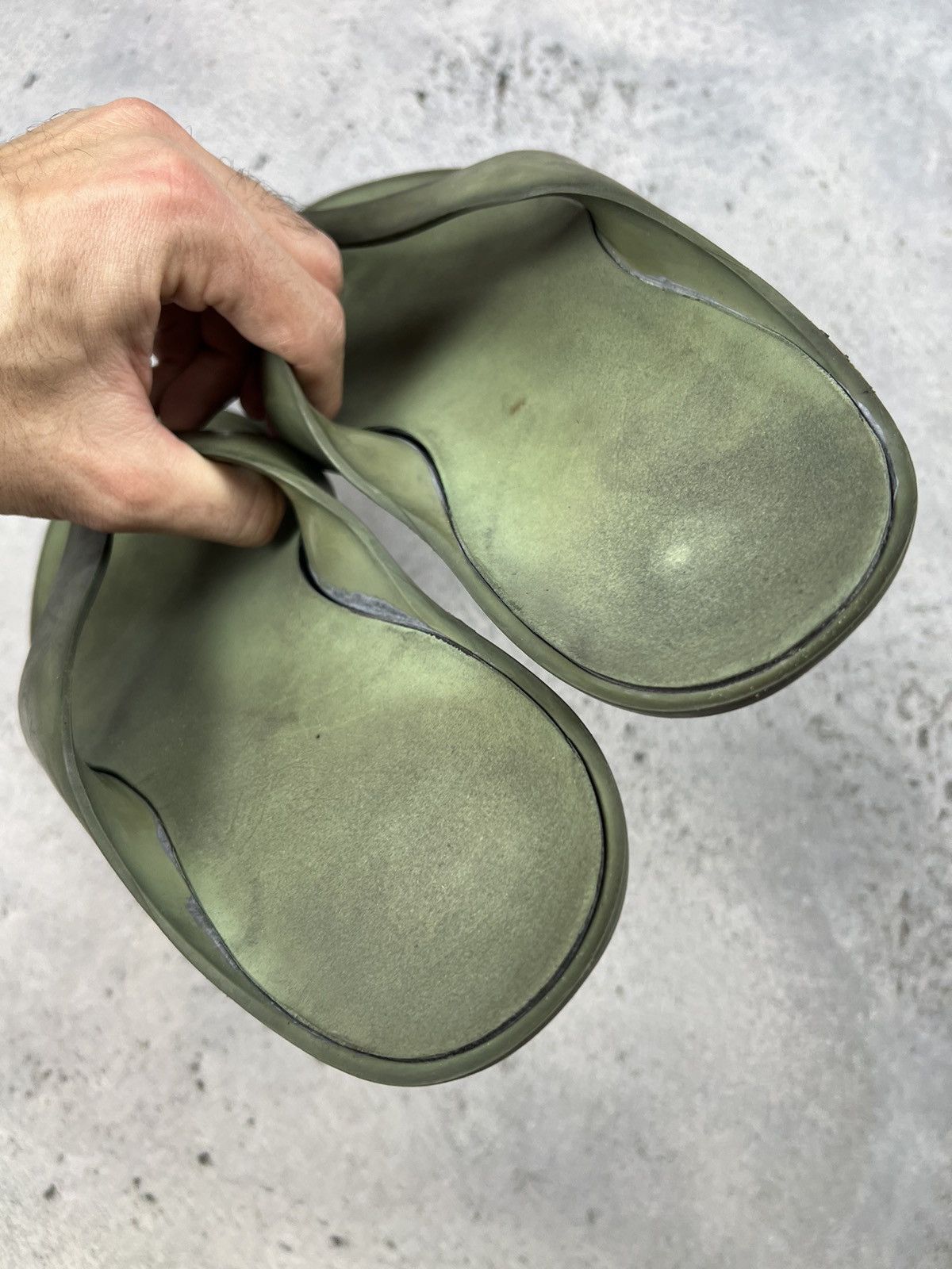 Puma Puma x Philippe Starck tabi flip flops Size US 11 / EU 44 - 4 Thumbnail