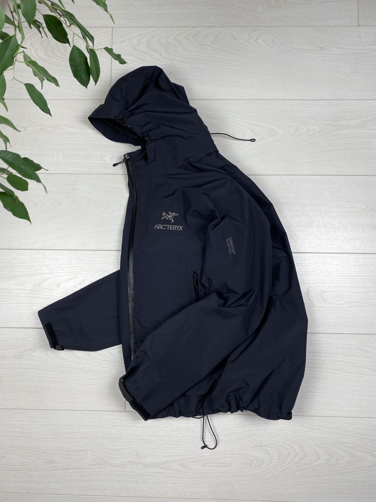 Arc'teryx × Goretex Arcteryx Vintage Gore-Tex Paclite Shell Jacket ...