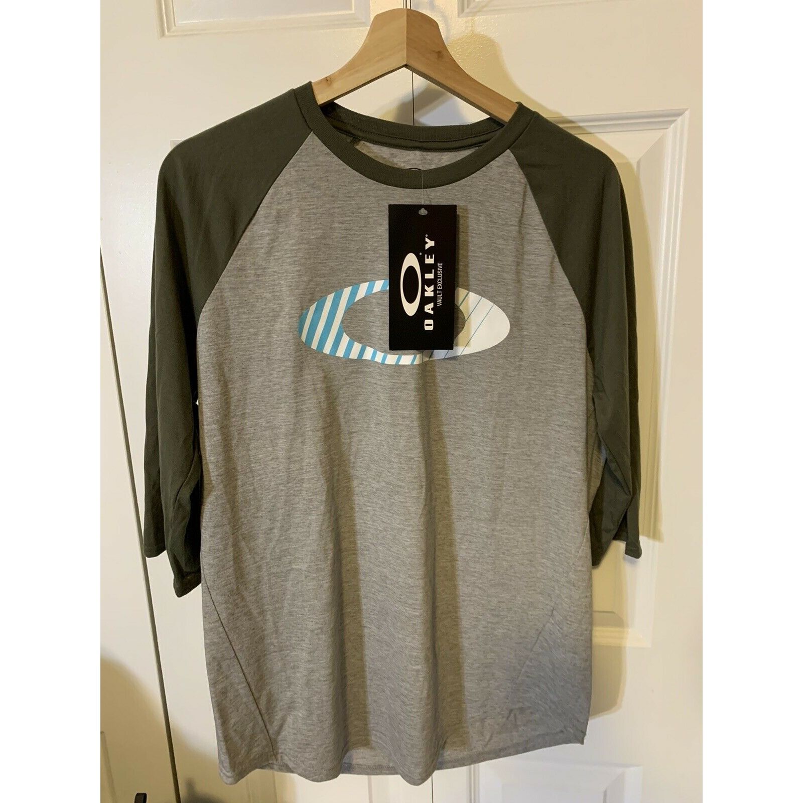Oakley Oakley Vault Exclusive Men’s Sz S Hydronic 3/4 Sleeve Gray G Size US S / EU 44-46 / 1 - 3 Thumbnail