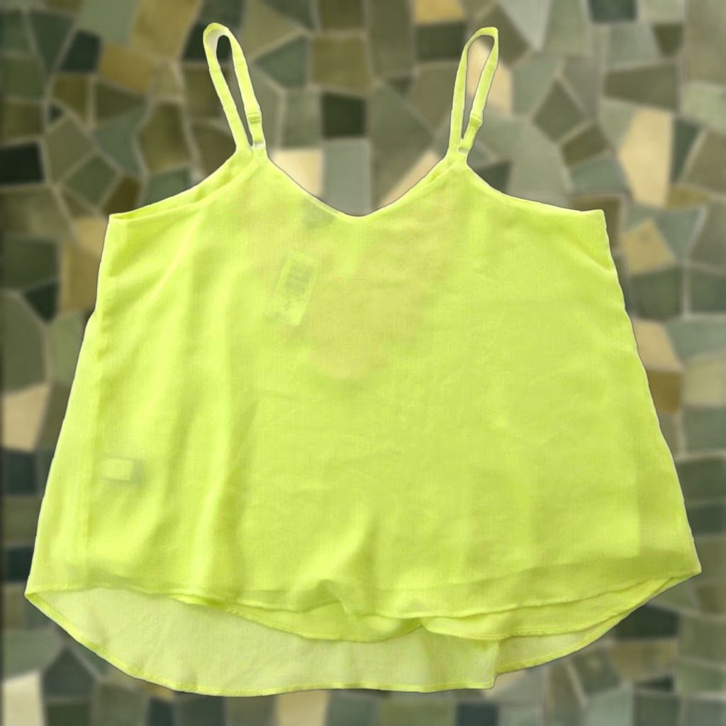 Torrid NWT Torrid Sophie Lime Green Pink Embroidered Sheer Tank Top Blouse 00 M/L 10 Size L / US 10 / IT 46 - 1 Thumbnail
