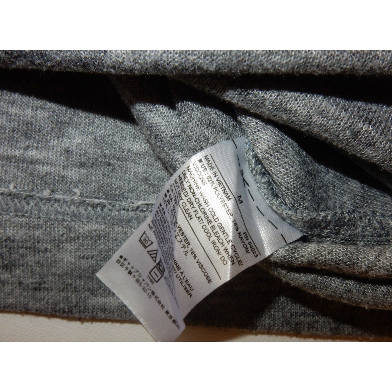 Banana Republic Banana Republic Men Sweater Size M Gray 1/4 Zip Pullover Knit Solid Medium Size US M / EU 48-50 / 2 - 4 Thumbnail