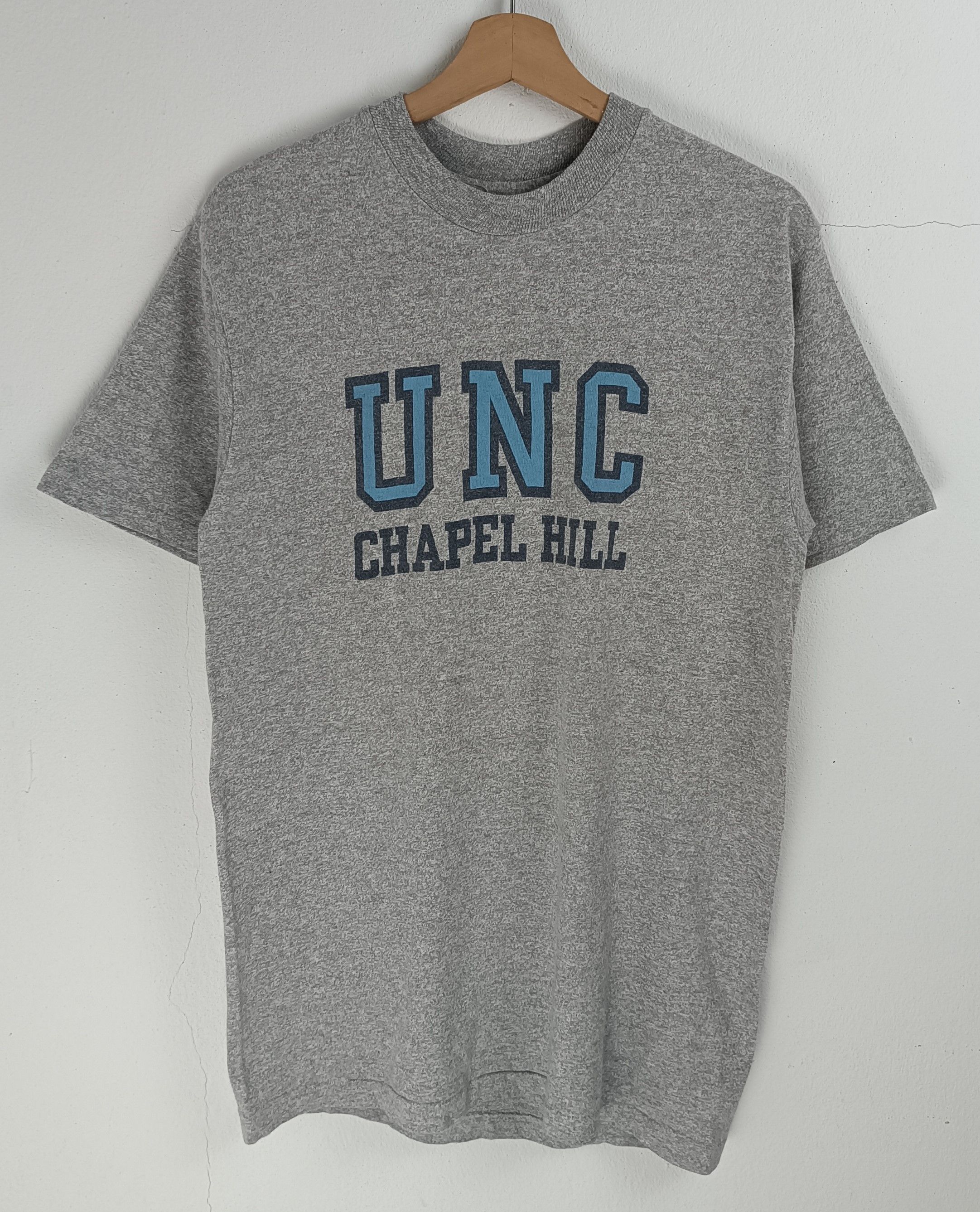 Vintage VINTAGE 80'S UNC CHAPEL HILL RAYON RAYON TEE VERY RARE Size US S / EU 44-46 / 1 - 3 Thumbnail