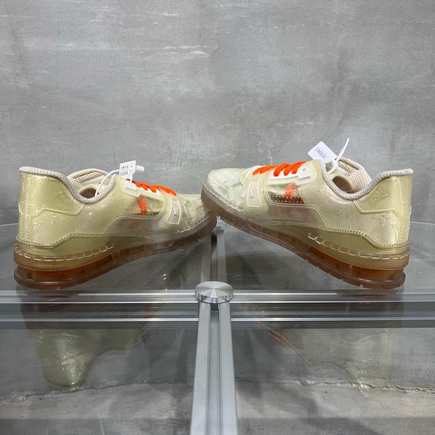 Louis Vuitton LV Trainer Clear White Orange UK7.5/41.5 Size US 8.5 / EU 41-42 - 5 Thumbnail