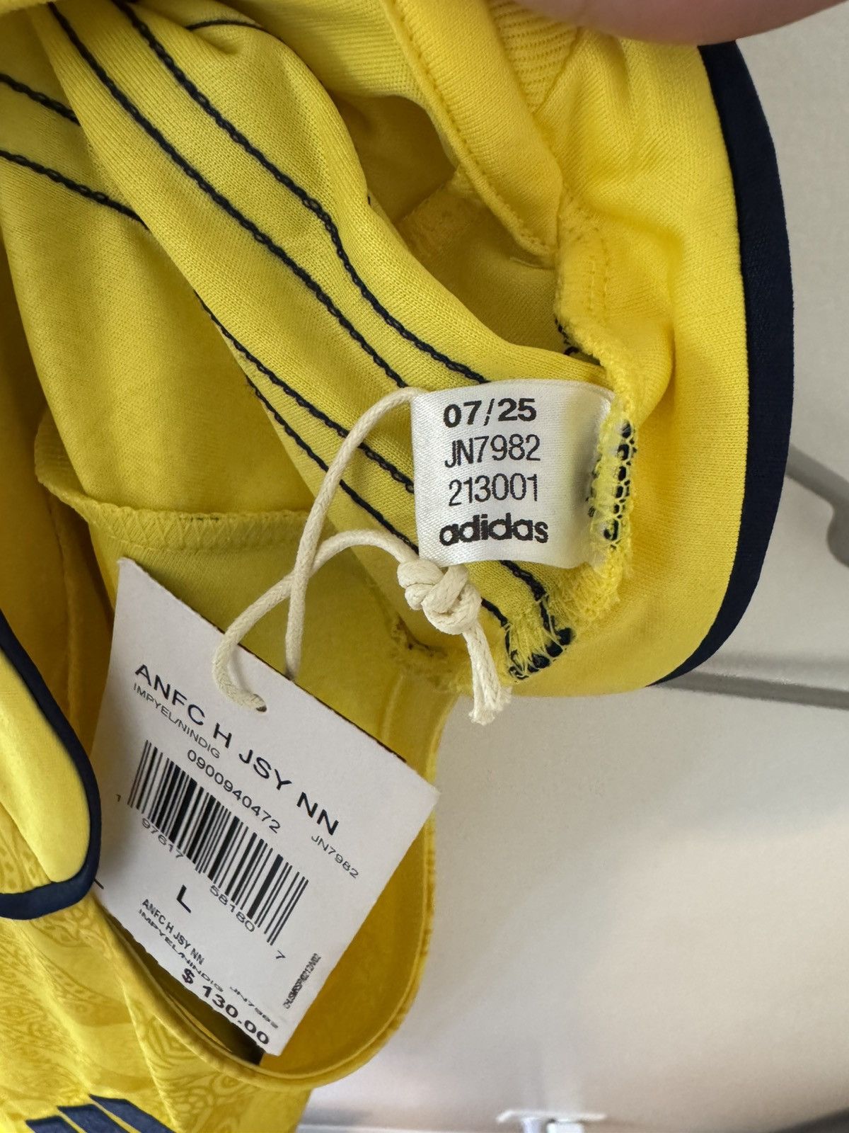 Adidas AL NASSR FC 25/26 Ronaldo Cr7 Size US L / EU 52-54 / 3 - 7 Thumbnail