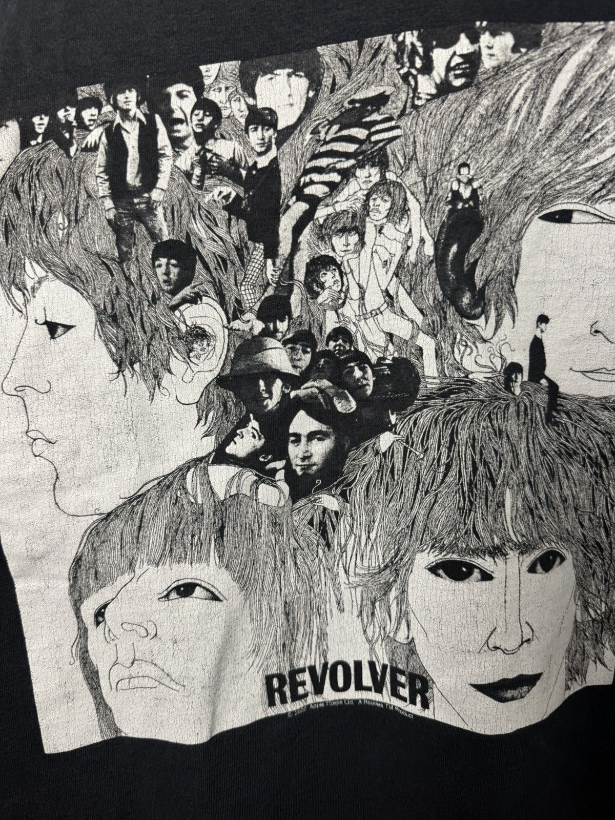 Band Tees Vintage Y2K 2002 The Beatles Revolver Rock Band Print Tee Size US M / EU 48-50 / 2 - 3 Thumbnail