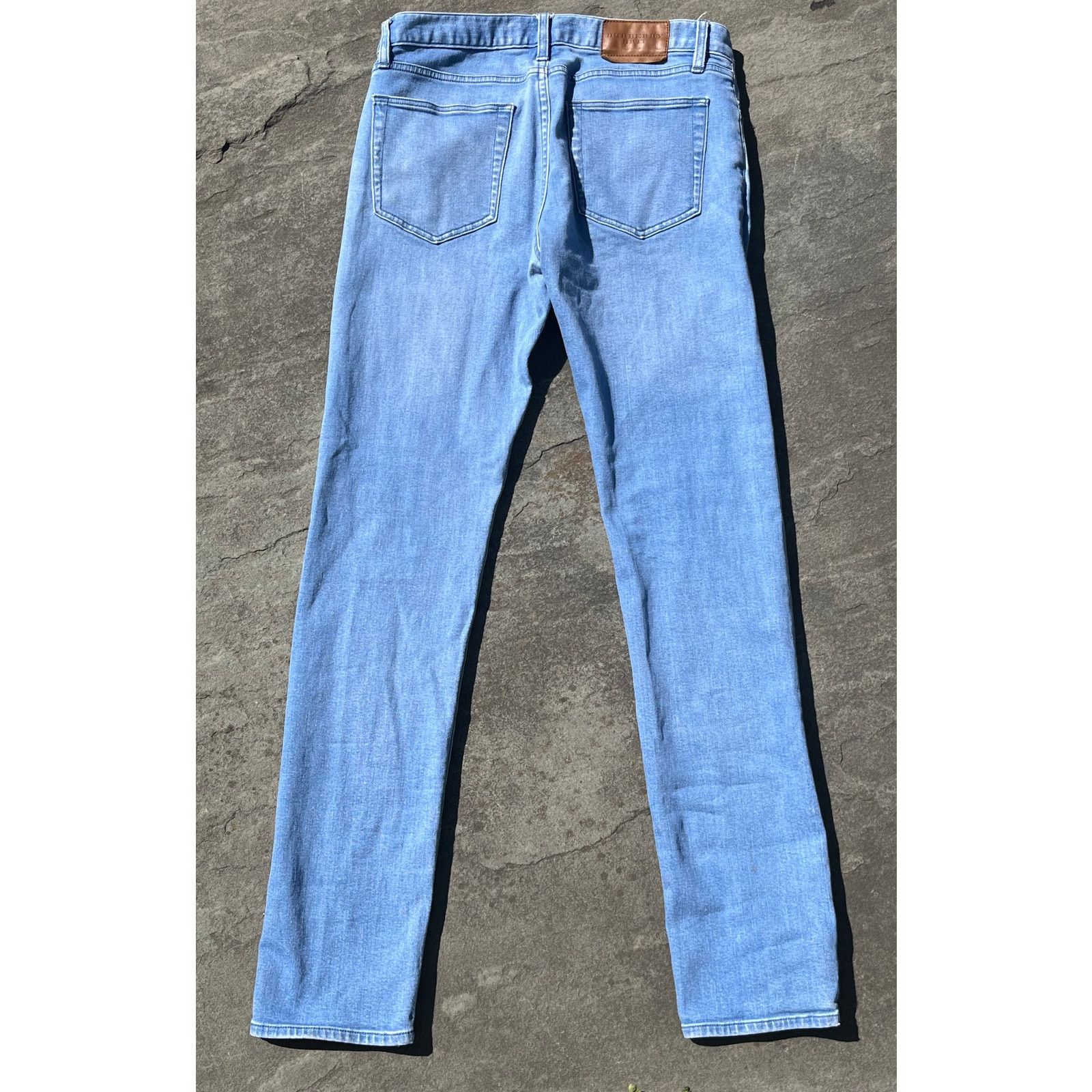 Burberry Burberry Brit Men's Straight Leg Indigo Jeans 30x32 Low Rise Size US 30 / EU 46 - 2 Thumbnail