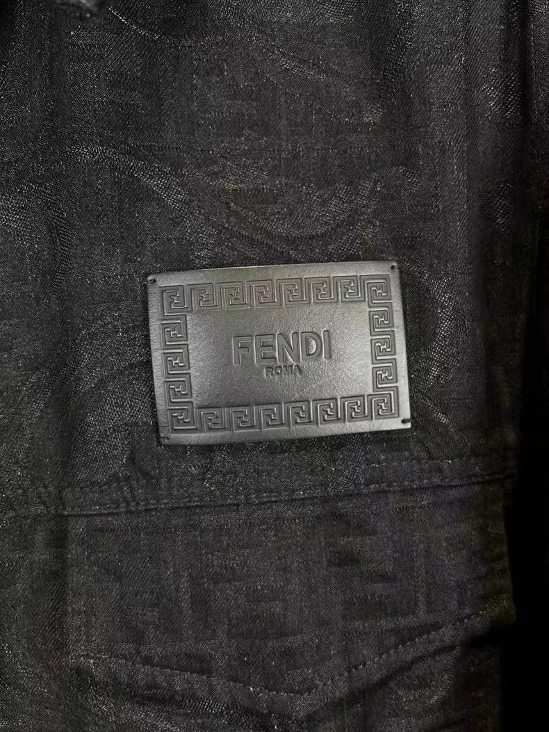 Versace Versace Presbyopia dark pattern full of logo leather tag l Size US M / EU 48-50 / 2 - 6 Thumbnail