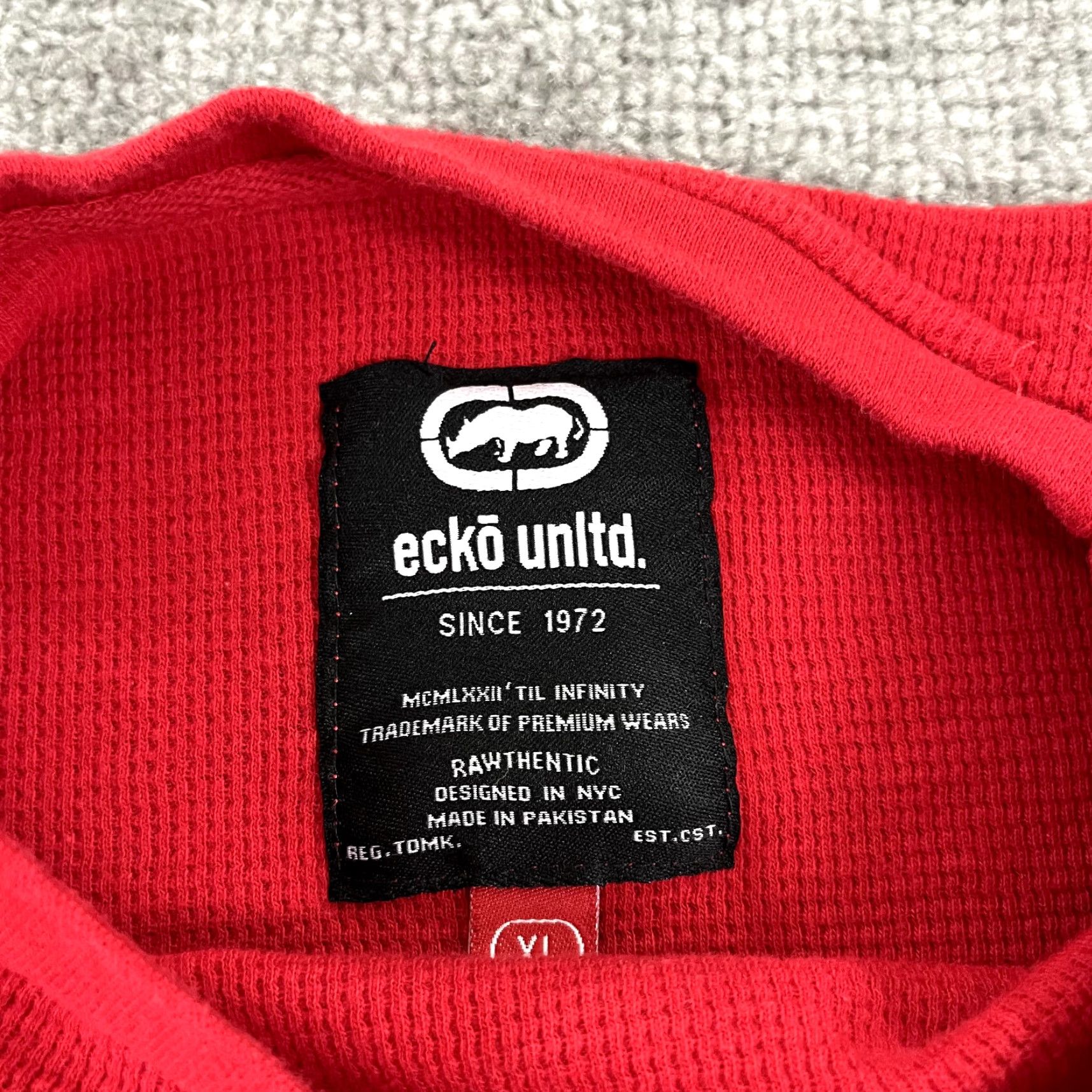 Ecko Unltd. VINTAGE ECKO UNLTD Shirt Mens L/XL Red Waffle Thermal Knit Skate Y2K Grunge Spellout Size US XL / EU 56 / 4 - 6 Thumbnail