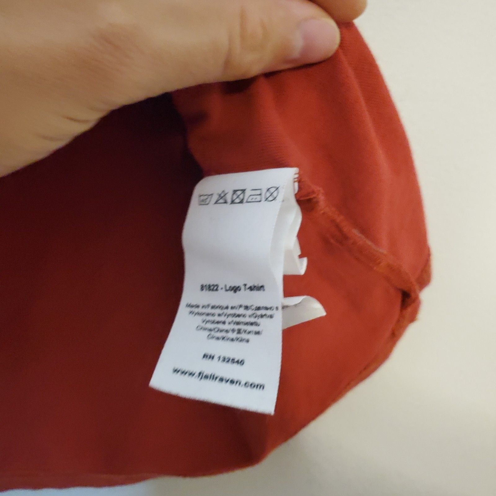 Fjallraven Fjallraven Logo Spell Out Graphic Shirt Red Size S Size US S / EU 44-46 / 1 - 5 Thumbnail