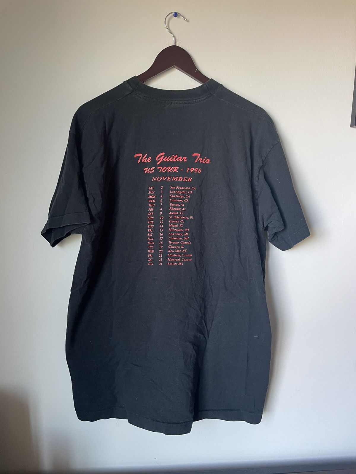 Vintage Vintage 1996 paco de lucia ,Al di Meola, John McLaughlin tee Size US XL / EU 56 / 4 - 4 Thumbnail