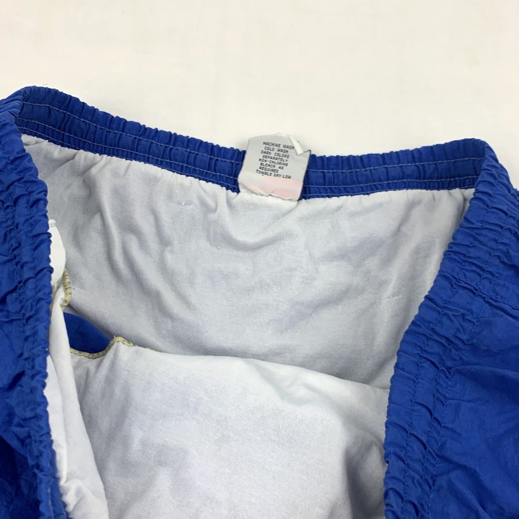 Bugle Boy VINTAGE Bugle Boy Swim Trunks Men's XL Blue 90s Beach Pool Trunks with Built-In Brief, Elastic Waist, Pockets, Lined Size US 36 / EU 52 - 4 Thumbnail