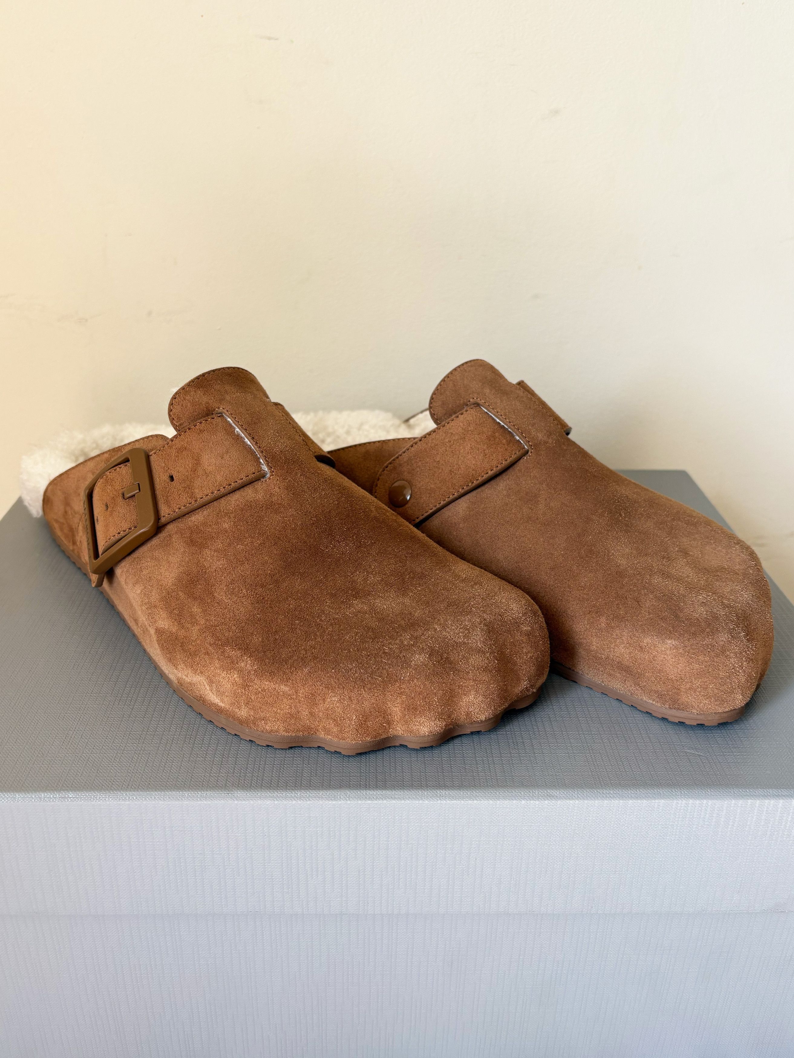 Balenciaga Balenciaga Shearling Fur Sunday Mule Size US 8 / EU 41 - 2 Thumbnail