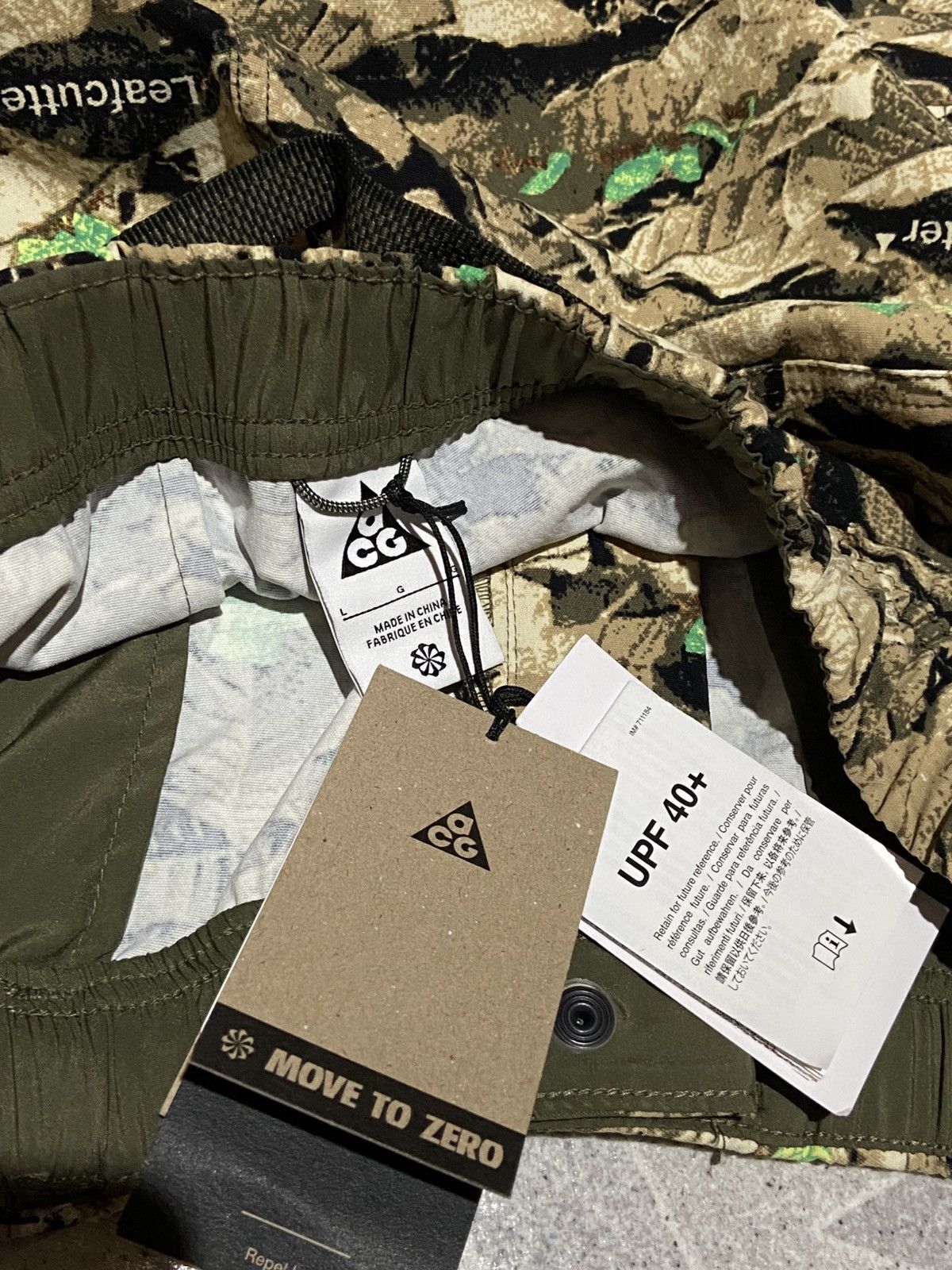 Nike ACG Nike ACG "Smith Summit" Water-Repellent UV Cargo Pants L Size US 30 / EU 46 - 22 Thumbnail